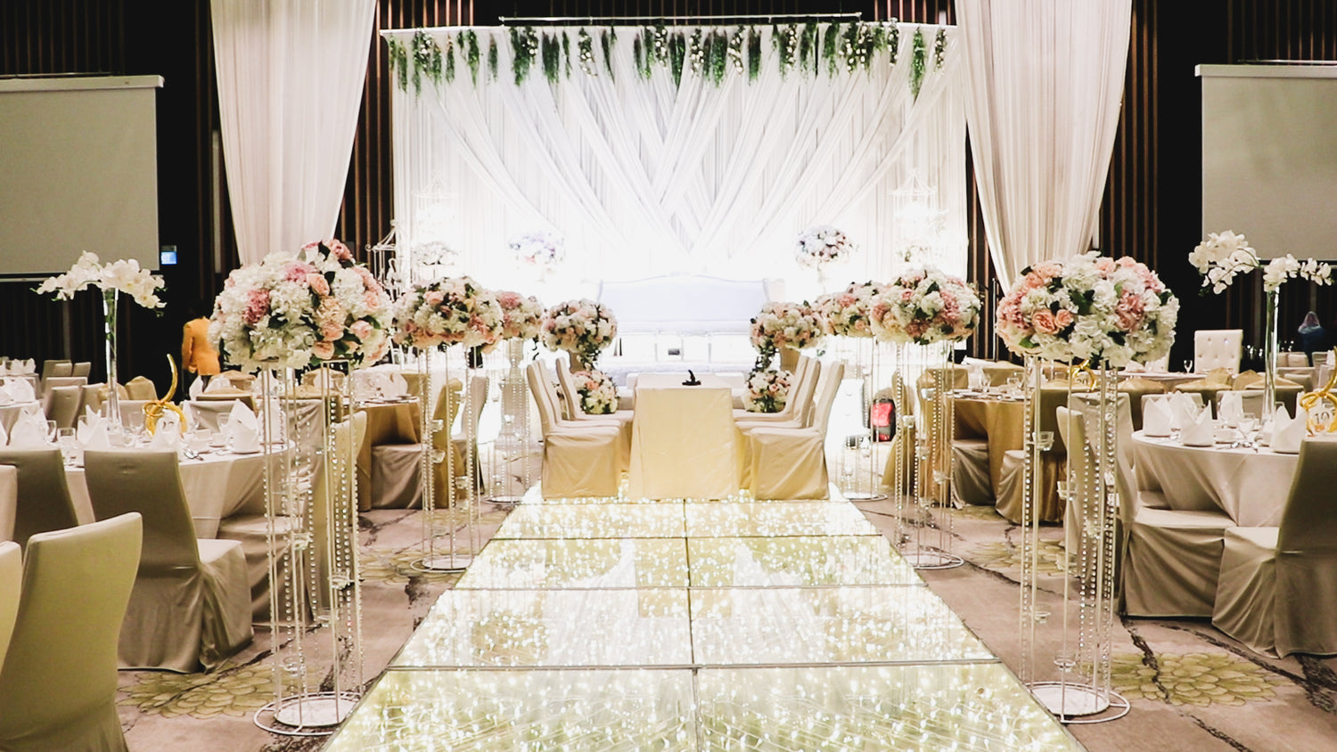 An Unforgettable Wedding Event with Saffrons Catering